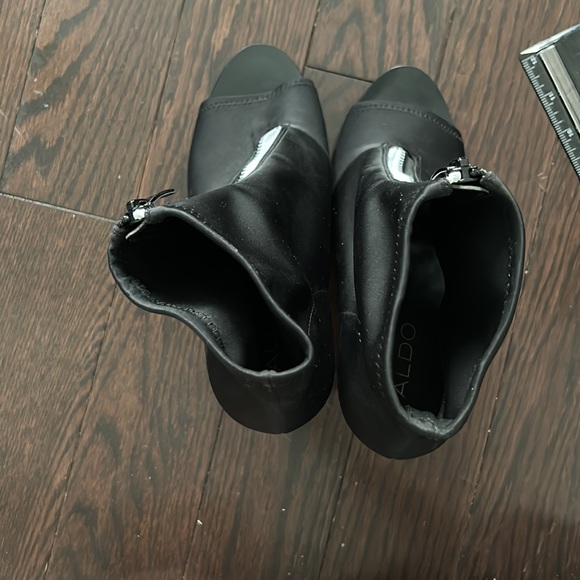 ALDO Black and White High heels perfect for going out! - Picture 7 of 9